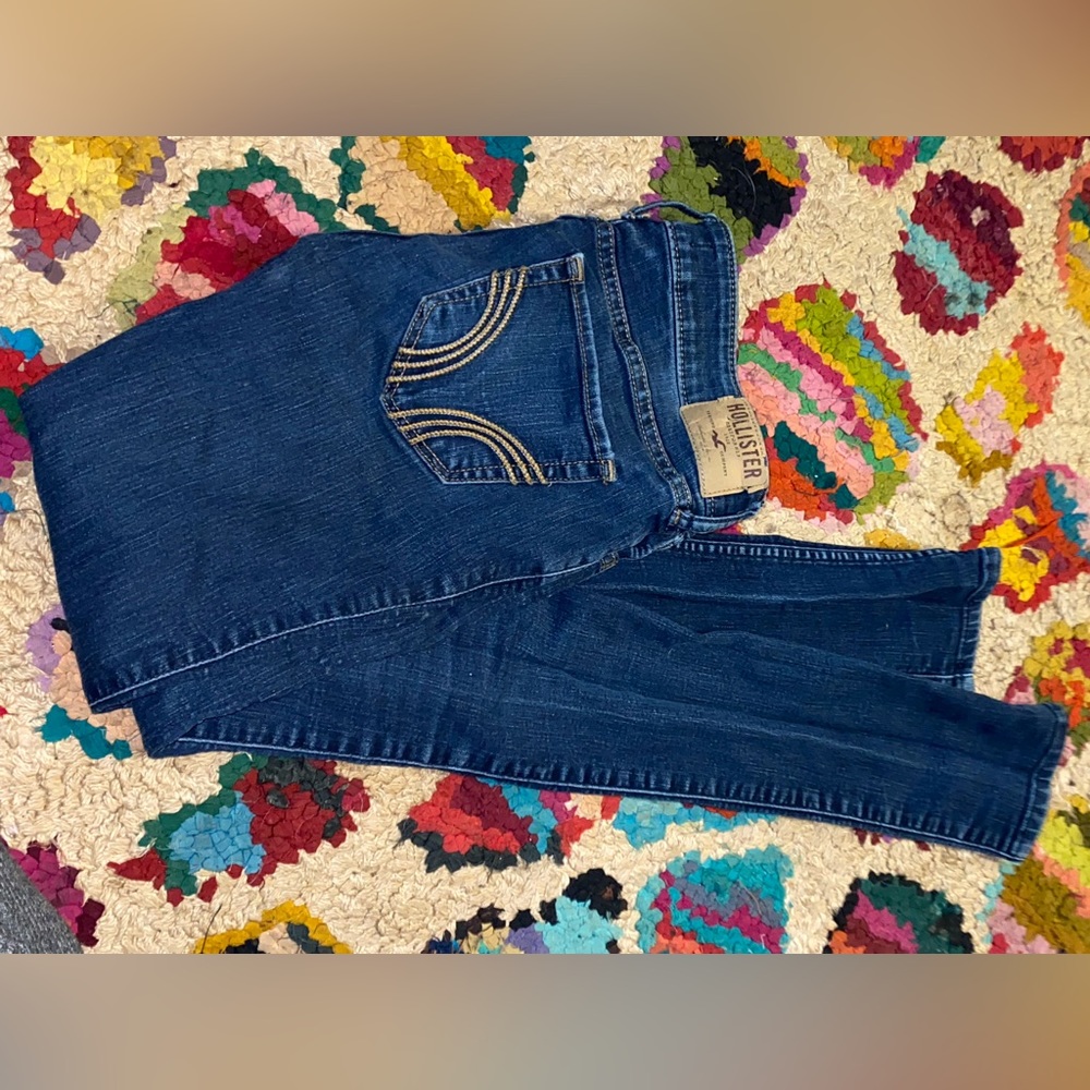 Low rise jeans